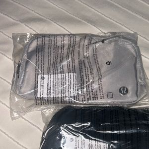 Lululemon everywhere belt bag